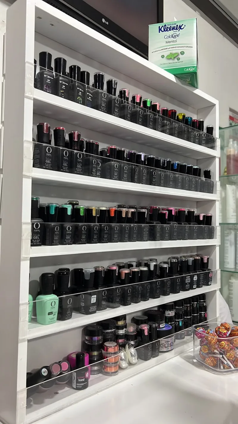 Estante de esmaltes profesionales Organic Nails