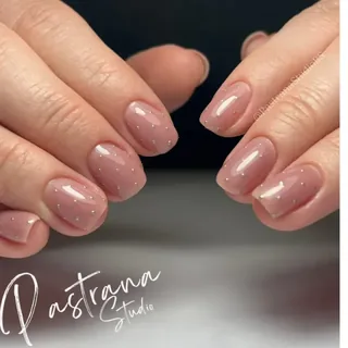Manicura con gel semipermanente Gelish — Pastrana Studio Morelia